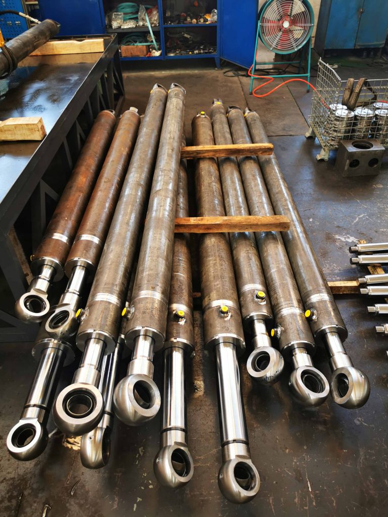 hydraulic cylinder