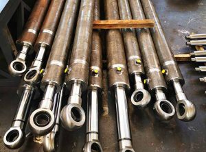 hydraulic cylinder